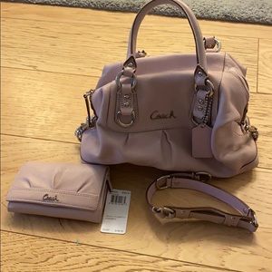 Coach purse and wallet set